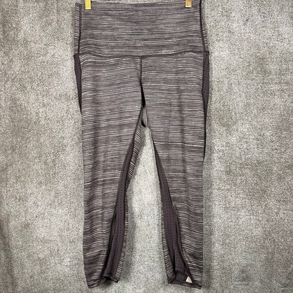 Lululemon Sz 8 High Rise Mesh Panel Crop Leggings Grey White Space Dye Stripe